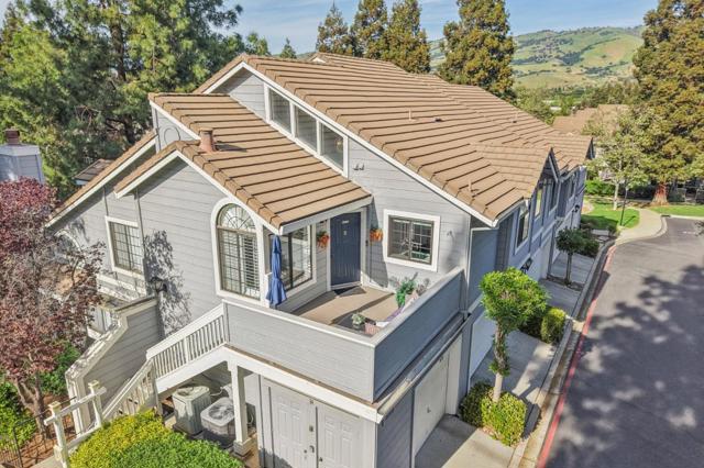 2890 Buena Crest Court, San Jose CA: https://media.crmls.org/mediaz/0b78e0d9-fa76-461c-8084-e35e9273add8.jpg