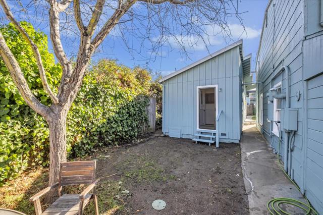 Image 4 of 77 For 2735 Soquel Avenue