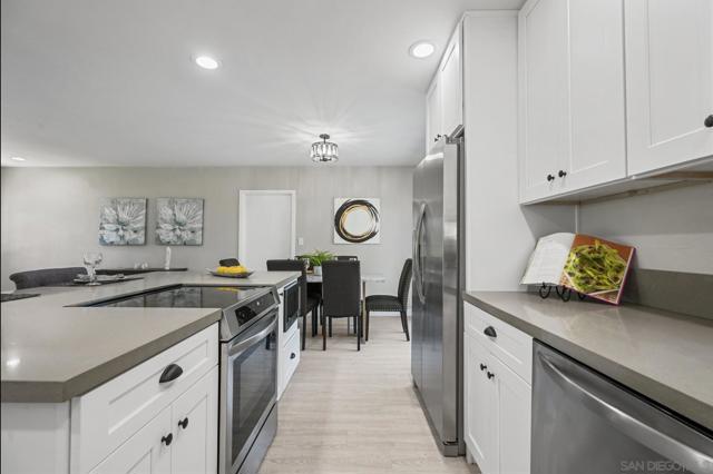 2523 San Vicente Road, Ramona CA: https://media.crmls.org/mediaz/0b7ac1b8-64df-40b3-a810-bef0dd817401.jpg