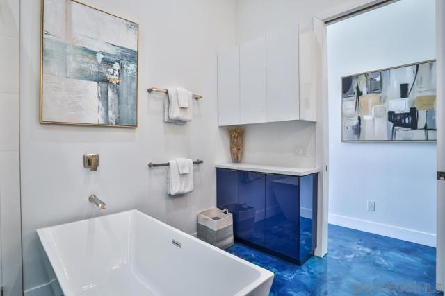 Image 14 of 71 For 4545 Newport Avenue