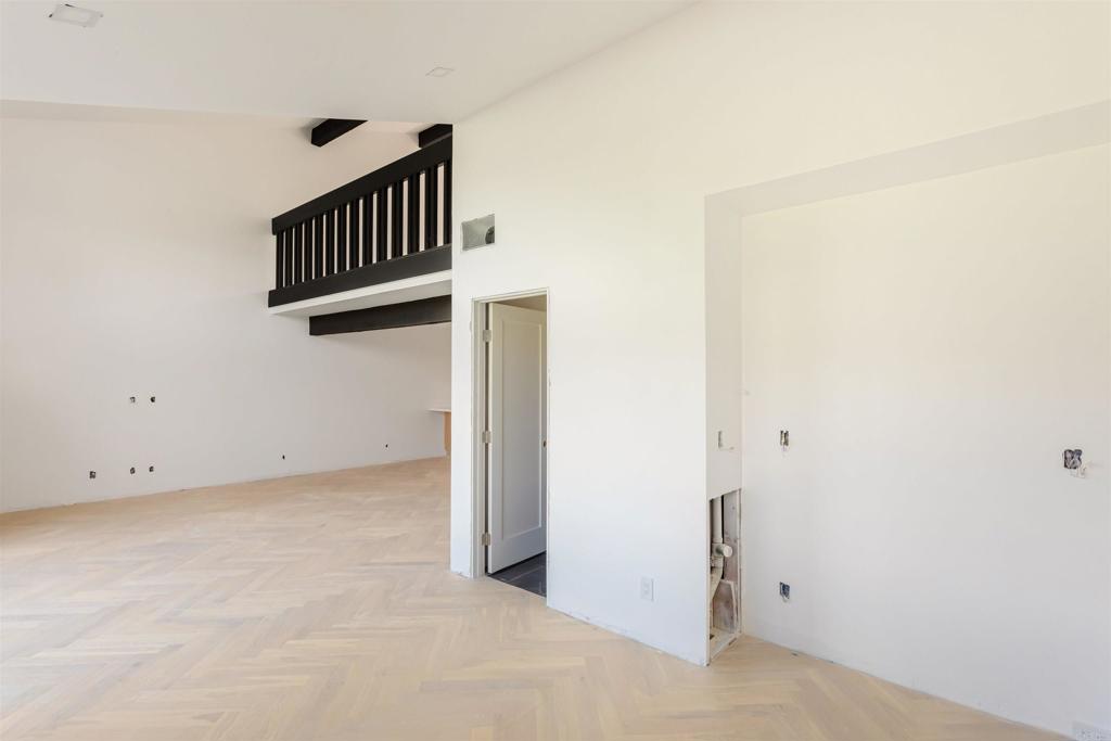 5210 Navarra Drive - photo 12