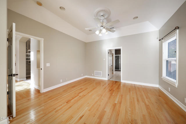 Detail Gallery Image 7 of 39 For 251 S Skyline Dr, Thousand Oaks,  CA 91361 - 4 Beds | 2/1 Baths