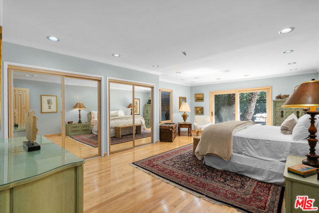 2103 N Hobart Boulevard, Los Angeles CA: https://media.crmls.org/mediaz/0b7c26a0-7043-42da-ac9c-ab3fee3e06ce.jpg