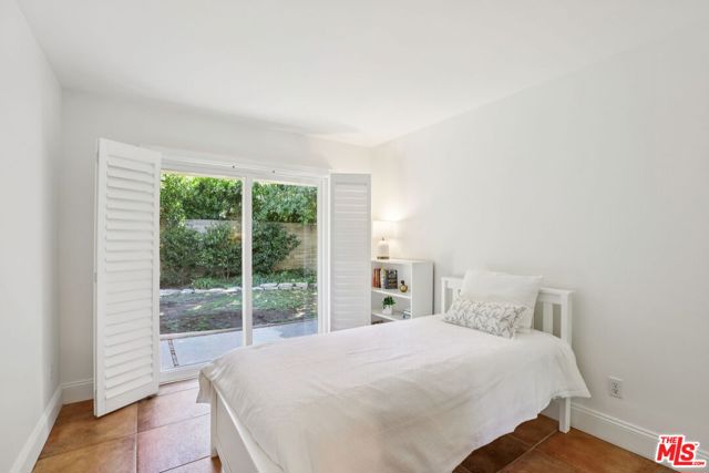 4400 Yorkfield Court photo 17