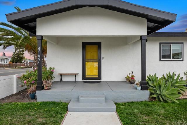 Detail Gallery Image 1 of 1 For 4187 Wilson Ave, San Diego,  CA 92104 - 2 Beds | 1 Baths