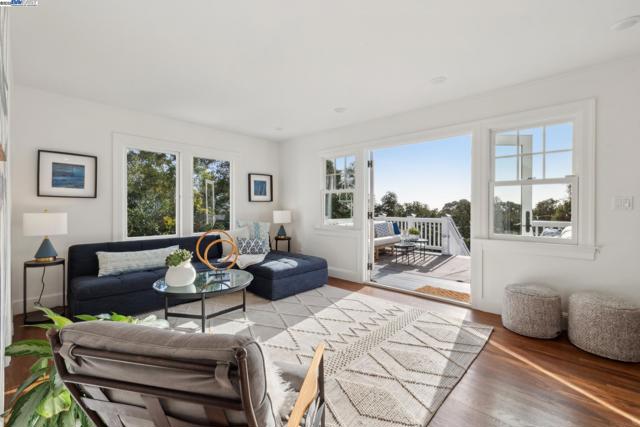 Image 17 of 57 For 3085 Monterey Boulevard