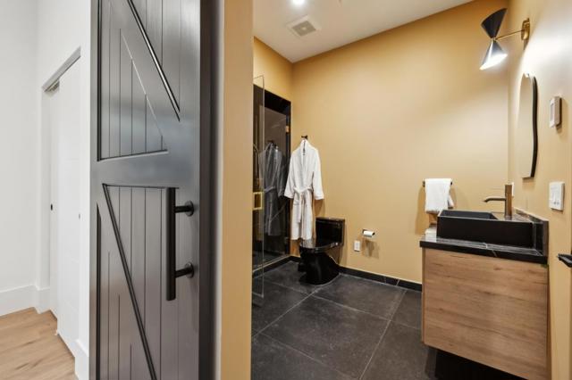 2018 Sand Hill Road, Menlo Park CA: https://media.crmls.org/mediaz/0b81562c-7b05-49ff-9048-8179927ff987.jpg