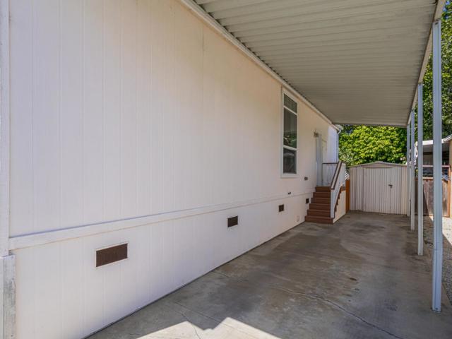 49 Blanca Lane, Watsonville CA: https://media.crmls.org/mediaz/0b82c9fb-09f9-4496-9ed6-c82d1ade35f1.jpg