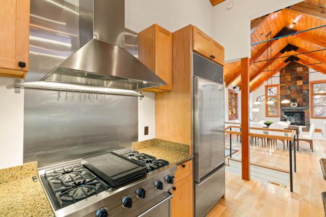 10 Winding Way, San Carlos CA: https://media.crmls.org/mediaz/0b82d127-25c2-4354-9ae0-07eda9d1bde6.jpg