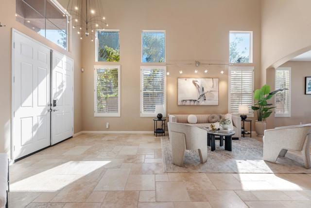 Detail Gallery Image 9 of 73 For 12204 Briar Knoll Way, San Diego,  CA 92128 - 5 Beds | 3 Baths