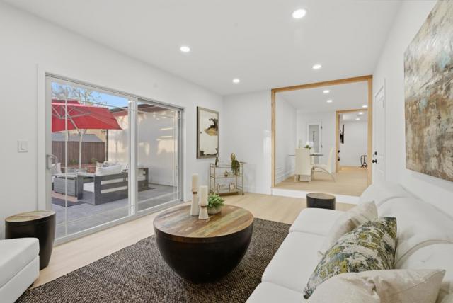 1497 Meadow Glen Way, San Jose CA: https://media.crmls.org/mediaz/0b83dc2a-06cd-43b3-9432-11581b4d7a44.jpg