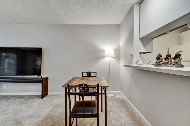 377 Mandarin Drive, Daly City CA: https://media.crmls.org/mediaz/0b85bfb2-aaa0-4e6f-b14d-bba6d5f4c53e.jpg