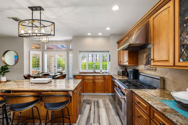 230 Augusta Drive, Palm Desert CA: https://media.crmls.org/mediaz/0b86943f-3722-4c67-9038-3c89d988d8c3.jpg