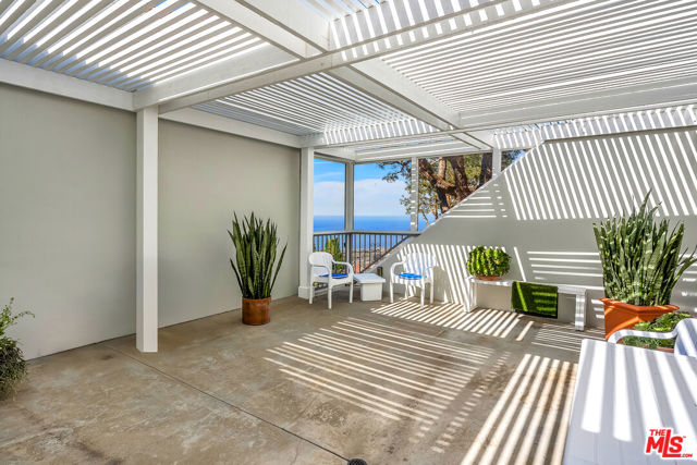 30963 Via La Cresta, Rancho Palos Verdes, California 90275, 4 Bedrooms Bedrooms, ,4 BathroomsBathrooms,Residential,Sold,Via La Cresta,25505459