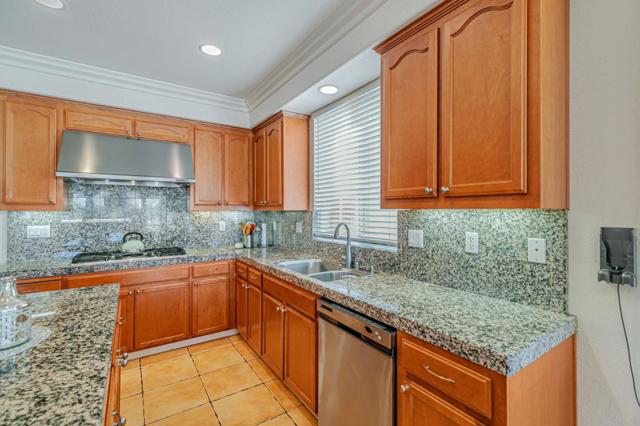 4224 Indigo Oak Court, San Jose CA: https://media.crmls.org/mediaz/0b87228d-56c2-4ee9-b89a-d4d1a86c1339.jpg