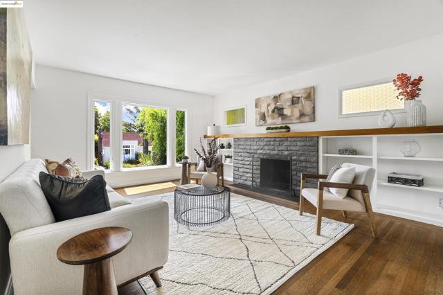Image 6 of 56 For 1046 Ordway St