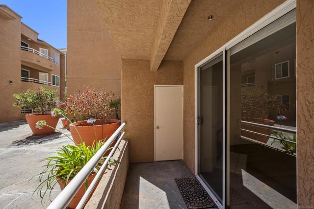 3969 Mahaila Ave, San Diego CA: https://media.crmls.org/mediaz/0b896fb2-ba29-41c8-b172-9e78cf27eed2.jpg