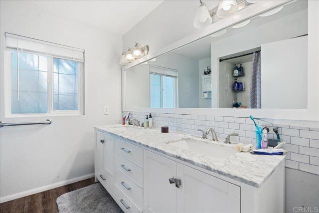 Detail Gallery Image 12 of 23 For 2894 Scenic View Rd, Alpine,  CA 91901 - 3 Beds | 3 Baths
