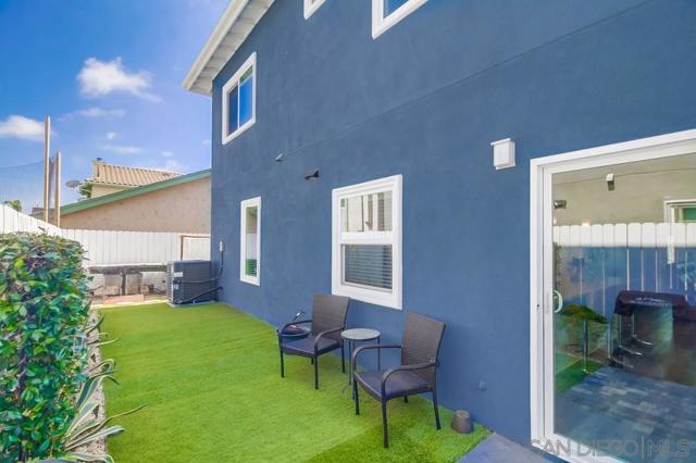 1249 12Th, Imperial Beach CA: https://media.crmls.org/mediaz/0b8a3111-f5f3-44f2-aba2-ddef8853381d.jpg