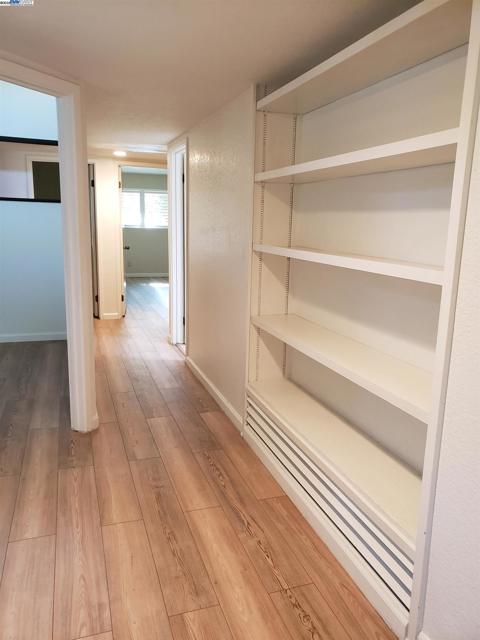 3107 Corona Dr, Davis CA: https://media.crmls.org/mediaz/0b8aa4b2-01ed-4f42-9680-e5734716881a.jpg