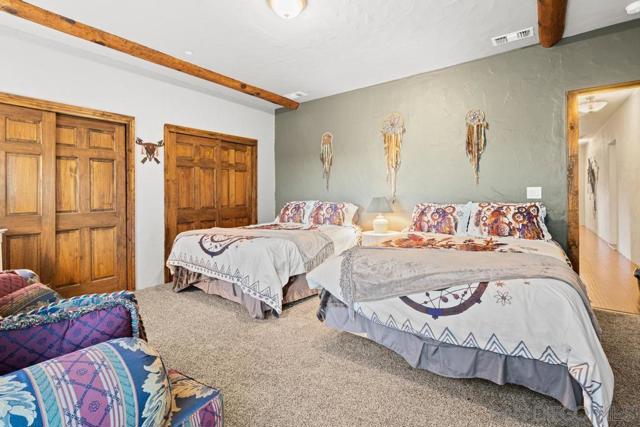 40760 Old Highway 80, Boulevard CA: https://media.crmls.org/mediaz/0b8b0516-e4b8-4252-892b-7c38bcae29ec.jpg