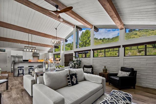 228 Vista Verde, Carmel Valley CA: https://media.crmls.org/mediaz/0b8b7f32-da6e-4aea-ab4a-1cb1436b8832.jpg