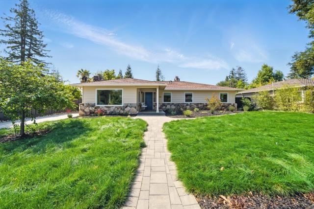 660 Giralda Drive, Los Altos CA: https://media.crmls.org/mediaz/0b8bf372-7e52-4b10-9929-2082946cae17.jpg
