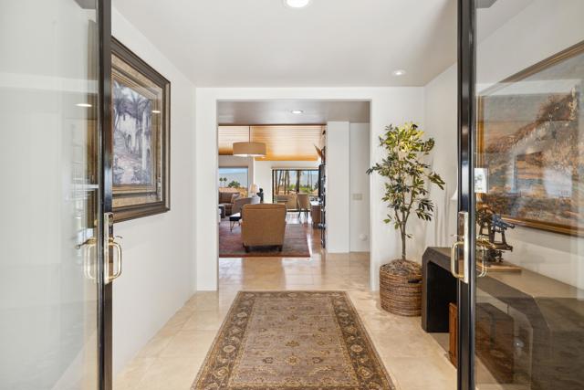 73231 Mariposa Drive, Palm Desert CA: https://media.crmls.org/mediaz/0b8ca5e2-14e9-4973-a2cf-a438162c83fd.jpg