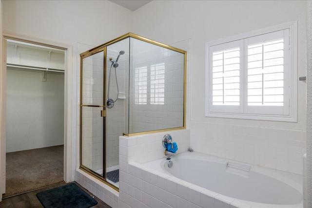 2165 Birdie Drive, Banning CA: https://media.crmls.org/mediaz/0b8cf218-55ce-47f3-a710-cac2e1dcb31a.jpg