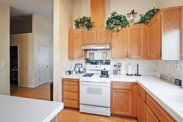 1261 South Street, Hollister CA: https://media.crmls.org/mediaz/0b8f17f0-a340-4db0-8e40-4c72031347d0.jpg