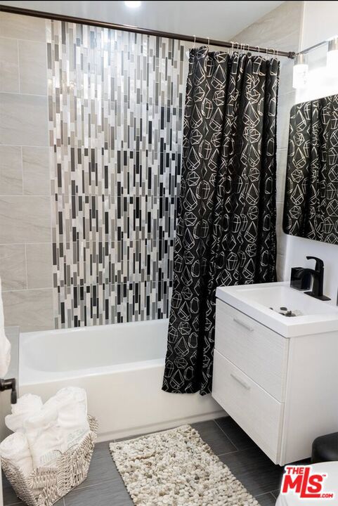 346 Laveta Terrace photo 19