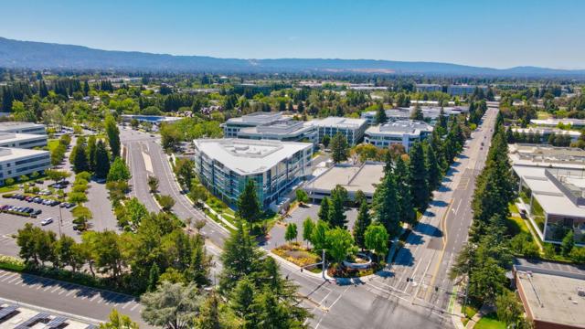 641 W Remington Drive, Sunnyvale CA: https://media.crmls.org/mediaz/0b9118c4-71de-4f8e-9993-e9cbfb38f564.jpg