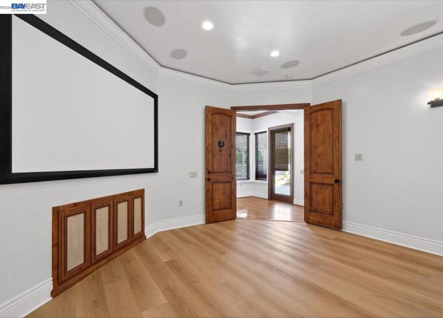 Image 34 of 60 For 920 Happy Valley Rd