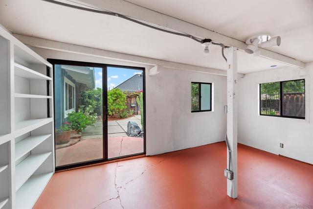 433 E 6Th Ave, Escondido CA: https://media.crmls.org/mediaz/0b925f77-46f2-4da9-9dbe-95f8633af89a.jpg