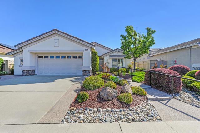 2054 Stonecrest Lane, Lincoln CA: https://media.crmls.org/mediaz/0b92c5b3-a62a-4214-93b0-eb94393487f5.jpg