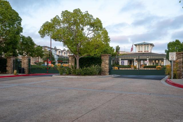 4336 Harbor Way, Oceanside CA: https://media.crmls.org/mediaz/0b9603f7-14c3-4fdb-8dbb-36a5fcf56ec7.jpg