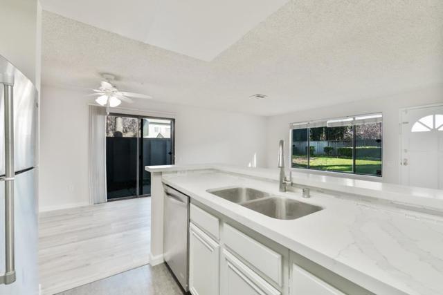 4974 Flat Rock Circle, San Jose CA: https://media.crmls.org/mediaz/0b96512e-7d7e-4c69-876a-9bf2b60bc83e.jpg