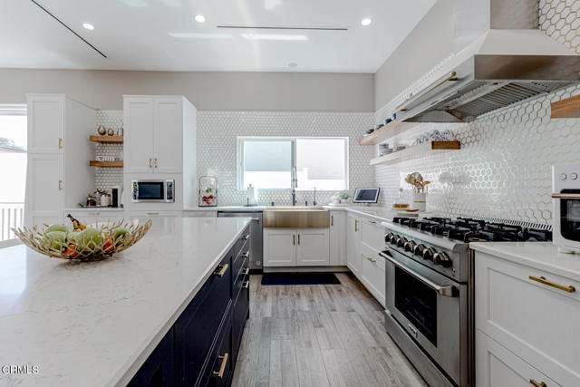 Detail Gallery Image 20 of 29 For 2920 Fairmount Ave, La Crescenta,  CA 91214 - 6 Beds | 4/1 Baths