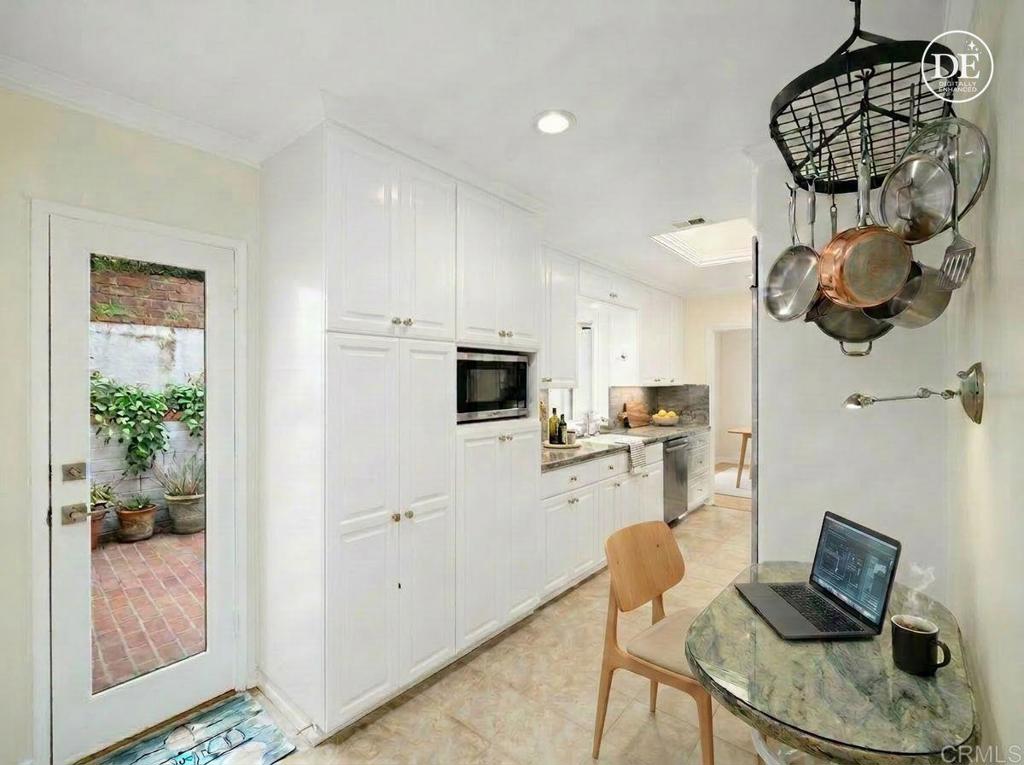 7920 Avenida Alamar - photo 16