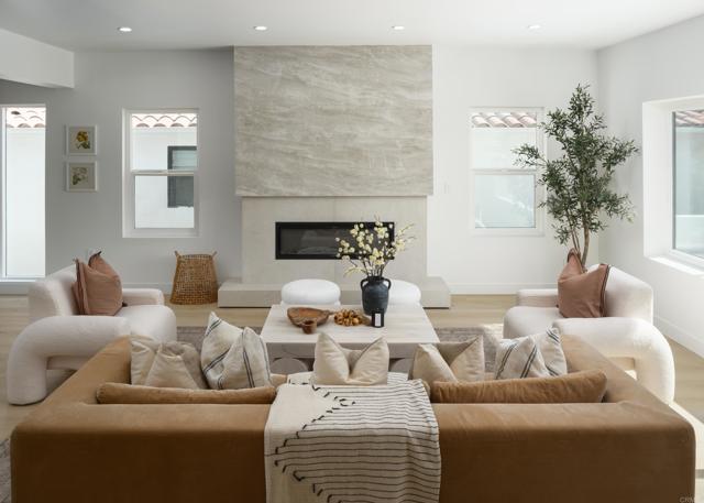 Detail Gallery Image 9 of 58 For 3231 Hawk St, San Diego,  CA 92103 - 4 Beds | 3/1 Baths