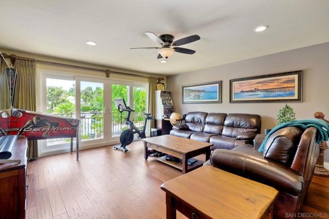 16879 Saint Andrews Drive, Poway CA: https://media.crmls.org/mediaz/0b9971b3-b73e-44ee-a66d-1a65d1b7eae4.jpg