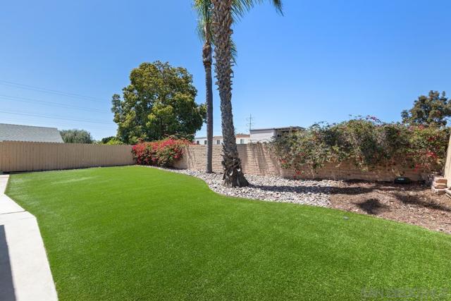 5252 Mount Blanca Dr, San Diego CA: https://media.crmls.org/mediaz/0b9a4808-2145-47bb-a454-39b3b2ab5777.jpg