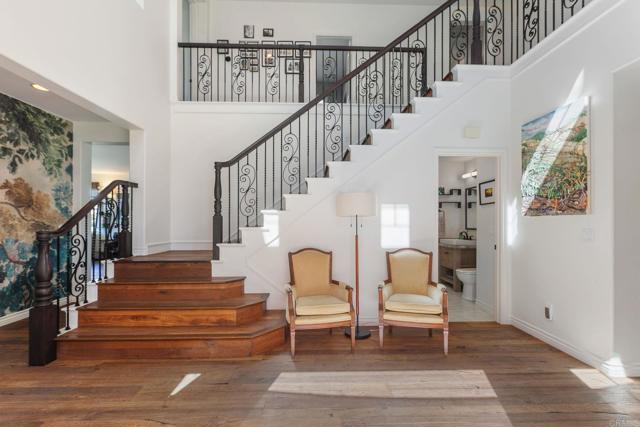 Image 21 of 74 For 1251 Holmgrove Drive