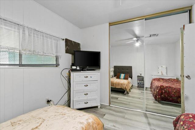 36 Club Circle Drive, Palm Springs CA: https://media.crmls.org/mediaz/0b9d8e63-b144-44bd-8721-00758fae5b5b.jpg