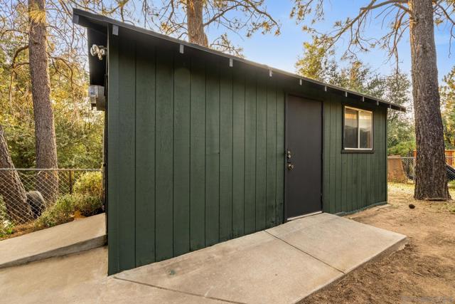 8648 Valley View Trail, Pine Valley CA: https://media.crmls.org/mediaz/0b9db05d-826d-4e6a-9d31-138837e8684f.jpg