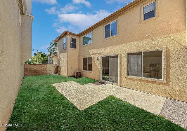 2511 Aurora Lane, Simi Valley CA: https://media.crmls.org/mediaz/0b9e665c-4169-469d-a868-9b555e897089.jpg