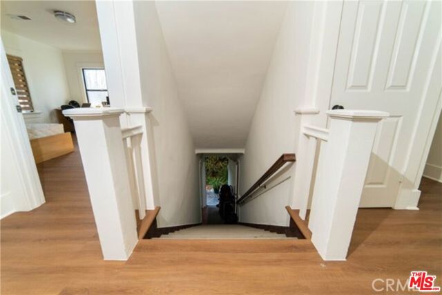 1023 S Wilton Place, Los Angeles CA: https://media.crmls.org/mediaz/0b9e899f-dd1c-4de5-8186-519d7f86c194.jpg