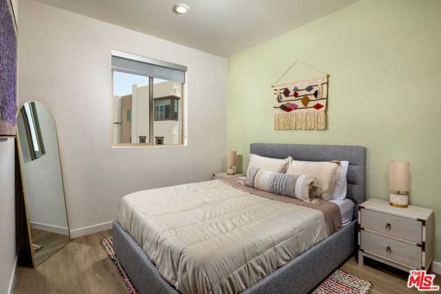 1483 W Vista Way, San Pedro CA: https://media.crmls.org/mediaz/0b9f0612-c770-430e-8db6-704b864f1503.jpg