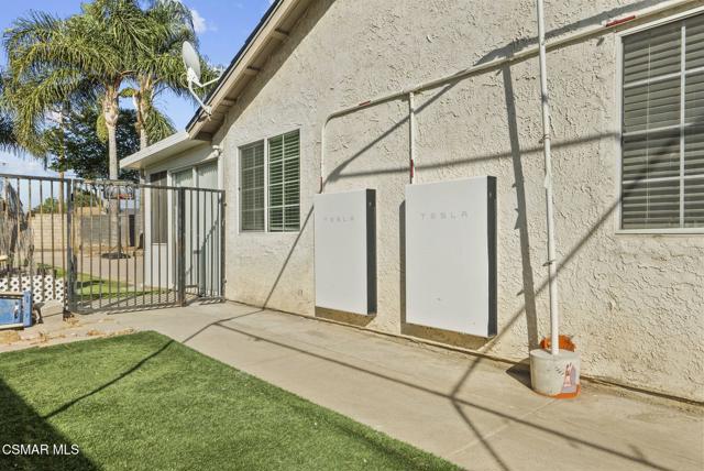 459 Mark Drive, Simi Valley CA: https://media.crmls.org/mediaz/0b9fee15-a055-4555-8497-6b6dfff474e1.jpg