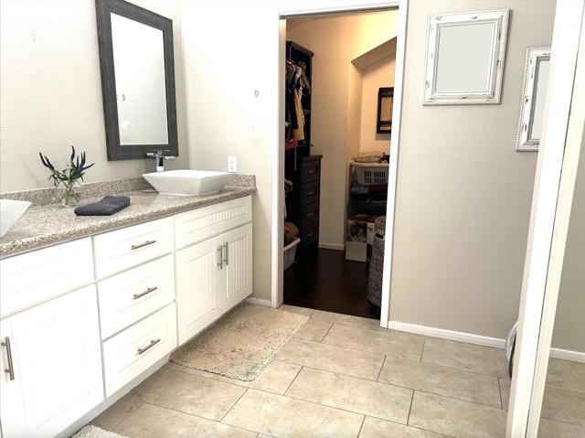 Detail Gallery Image 20 of 45 For 1207 Branding Iron Cir, Vista,  CA 92081 - 4 Beds | 3 Baths